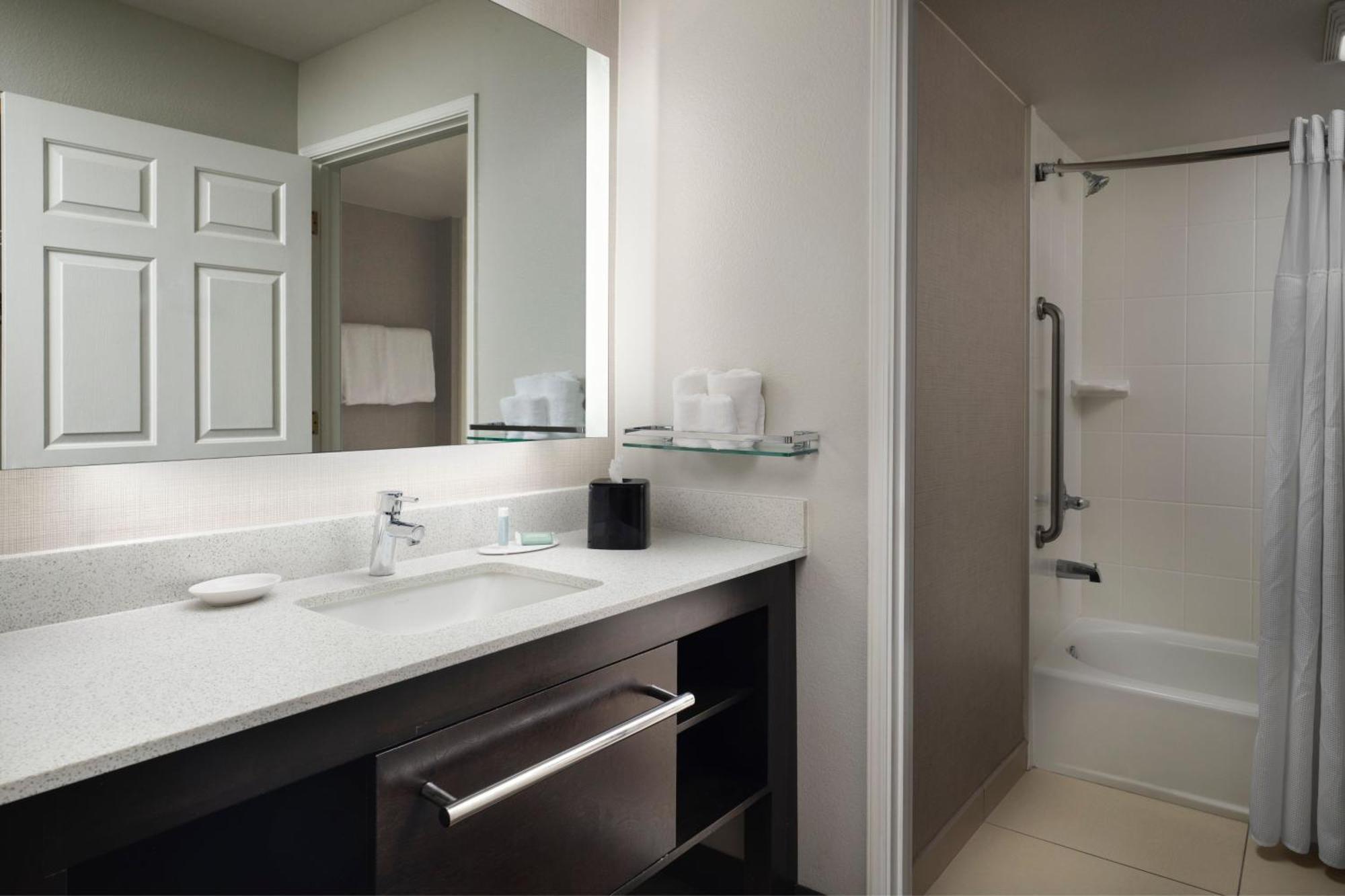 Residence Inn By Marriott Stockton Esterno foto