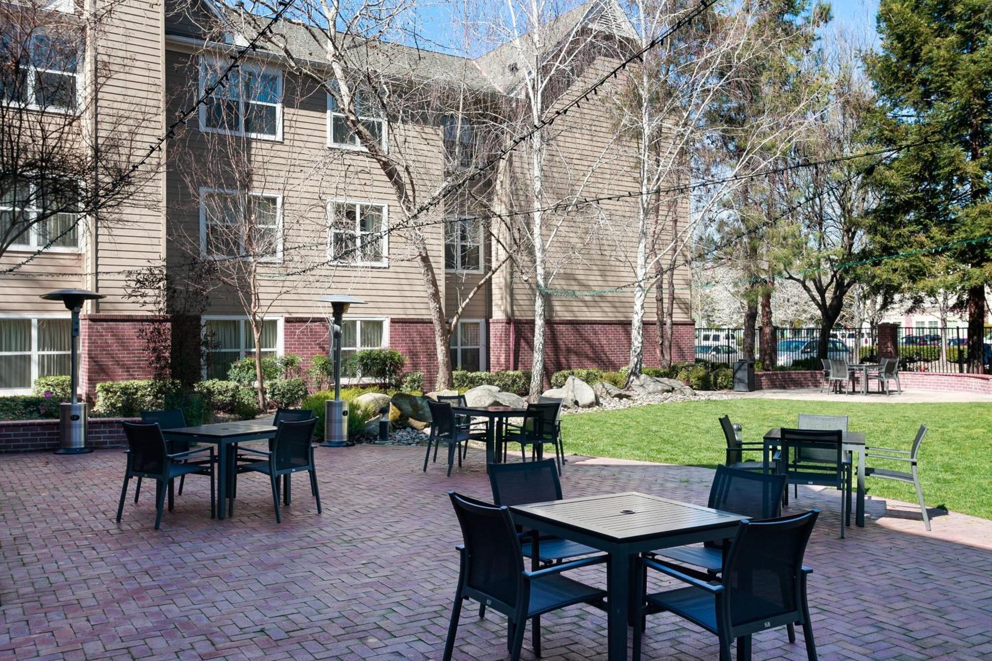 Residence Inn By Marriott Stockton Esterno foto